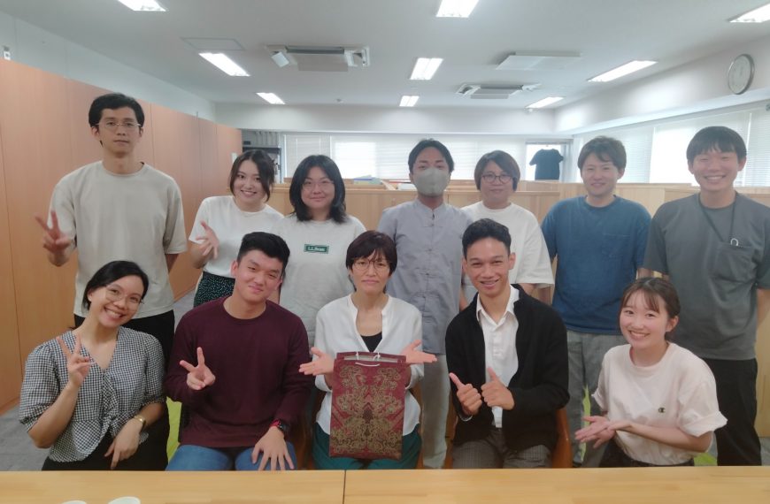 Student Outbound Universitas Airlangga Berangkat ke Research Institute for Microbial Diseases, Osaka University, Jepang