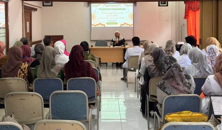 Jelang Ramadan, Departemen DVE FK UNAIR Gelar Tausiyah Bersama Ustadz Abu Aslam